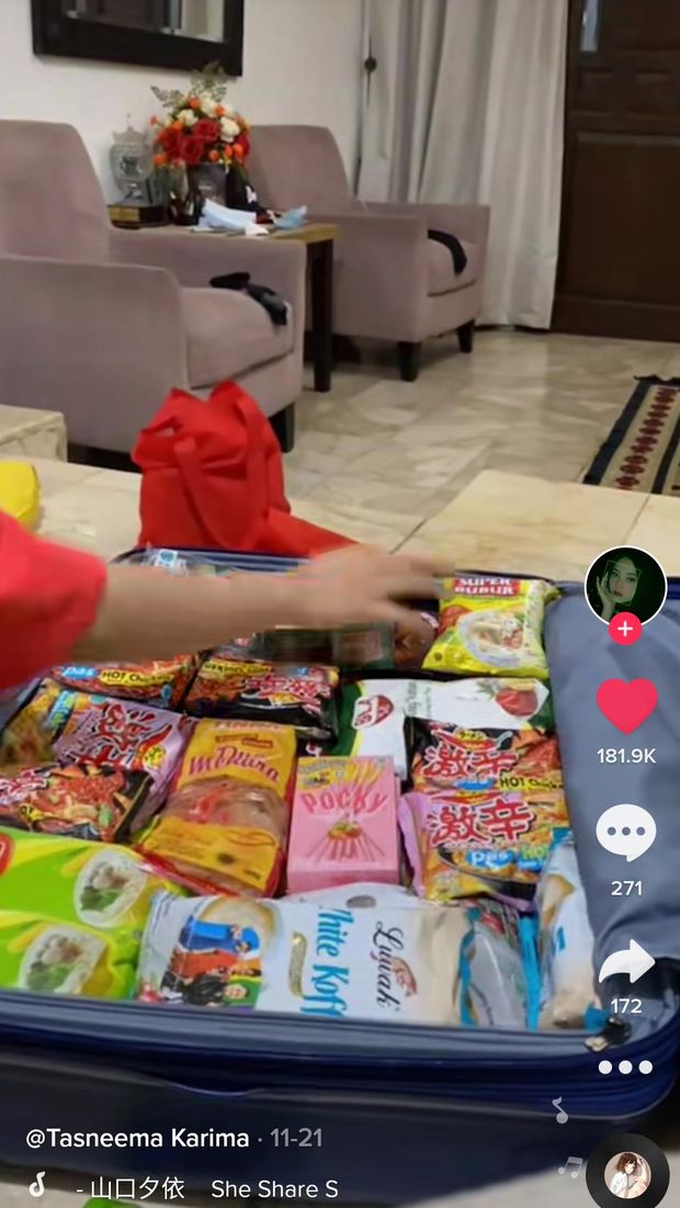 Berangkat ke Turki, Wanita Ini Bawa Koper Isi Makanan
