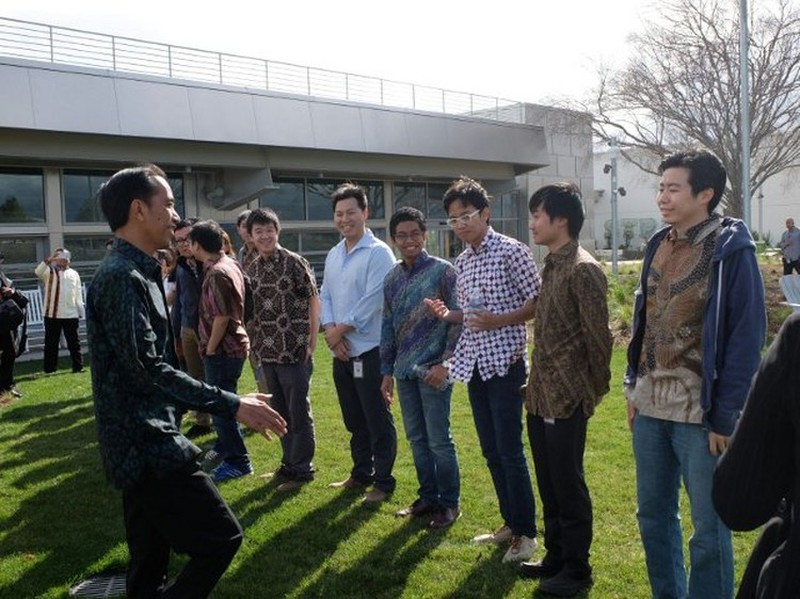 fotoinet pertemuan presiden jokowi dan mark zuckerberg tahun 2016