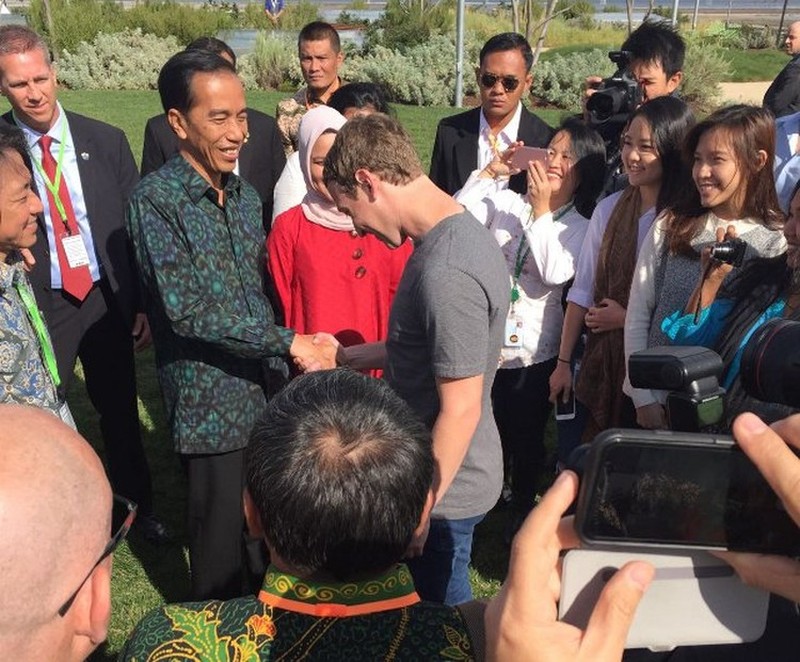 fotoinet pertemuan presiden jokowi dan mark zuckerberg tahun 2016