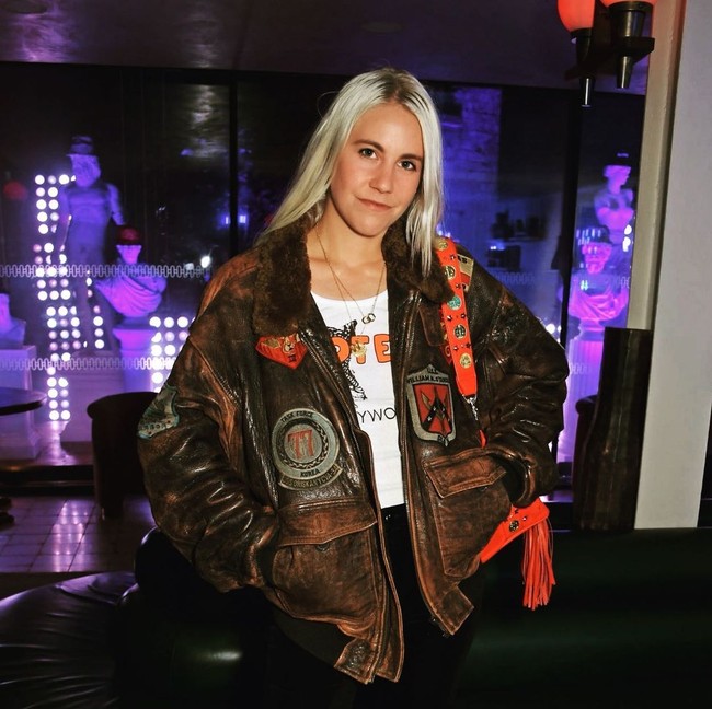 FKetika kecil, India mengaku tak perah dituntut untuk bekerja. Meski seperti sebuah ungkapan bercanda, sebagai anak kecil India tentu sempat mempercayainya. Tidak, aku pernah dibilang aku tidak perlu bekerja, tutur India. Foto: Instagram @indiarosejames