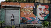 Masih banyak warga yang tidak memakai masker saat keluar rumah.