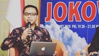 Direktur Eksekutif Poligov, Muhammad Tri Andika, menyampaikan bahwa selain memotret tingkat elektabilitas partai dan bakal calon presiden, survei Poligov kali ini juga memotret pandangan masyarakat tentang kondisi demokrasi dan isu perpanjangan masa jabatan presiden. Hasil survey Poligov menunjukkan gambaran bahwa mayoritas responden puas dengan perkembangan demokrasi saat ini (59,8%).