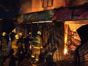Kebakaran 7 Ruko di Pasar Kemis Tangerang, 2 Korban Luka Akibat Melompat