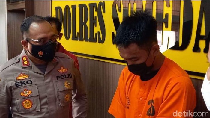Pemuda Sumedang Aniaya Kekasih