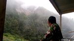 Pemukiman di Batang Ini Berdampingan dengan Kawah Aktif