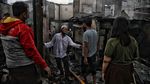 Permukiman Padat di Pinggir Rel Porak Poranda Usai Dilalap Api