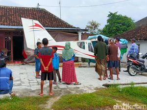 Pesawat Terbang yang Dibuat Pria Asal Lamongan Akan Didarmabaktikan ke Negara