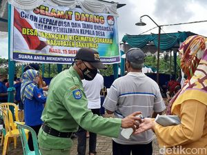 Pilkades Banyumas, Ada Petahana Ajak Istri Nyalon Saat Menit Terakhir