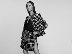 8 Foto Wanita Pribumi Pertama Jadi Model Chanel, Punya Tato Unik di Wajah