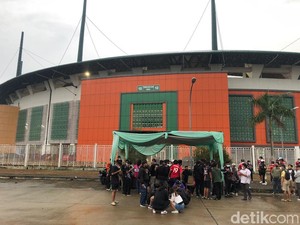 Uji Coba Penonton Liga 2: Suporter Bingung Saat Masuk ke Stadion