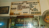 Selain menu rawon, rumah makan ini juga menawarkan semur, pecel, olahan ayam kampung, dan lainnya. Foto: detikFood/Yenny Mustika Sari