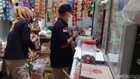 Razia ini melibatkan TNI, Polri, Satpol-PP Jateng, Satpol-PP Klaten, KPPBC Surakarta dan OPD Pemkab lainnya.