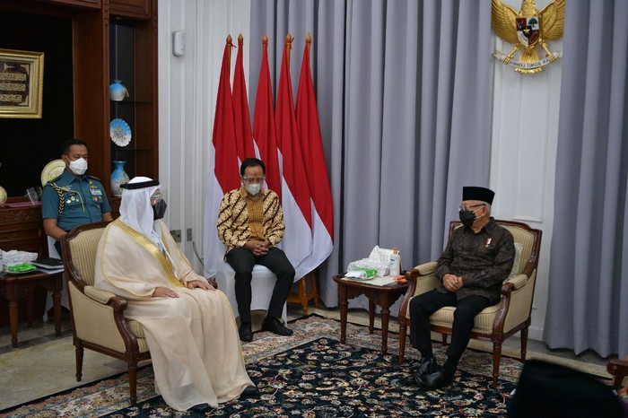 Sekjen Majelis Hukama Al-Muslimin (MHM) dan Wapres Maruf Amin