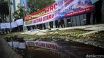Sengketa Laut Natuna Utara, Massa Demo di Kedubes RRC