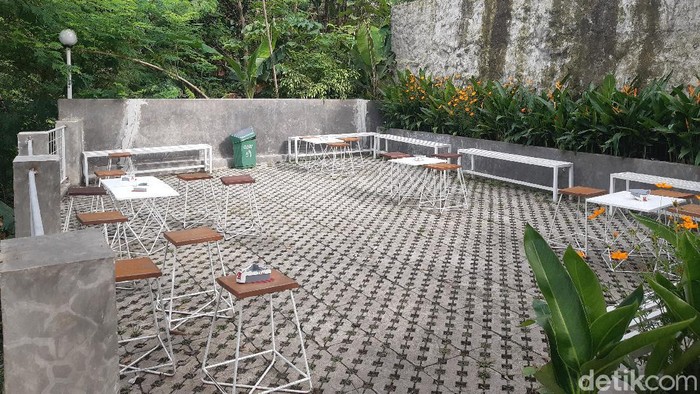Sisi Barat Coffee Kedai kopi di Bogor