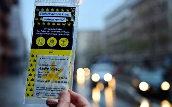 Tiket metro Jerman bisa dimakan mengandung ganja