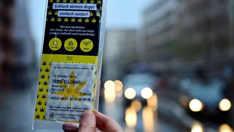 Tiket metro Jerman bisa dimakan mengandung ganja Tiket metro Jerman bisa dimakan mengandung ganja