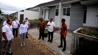 Pada kunjungan tersebut turut mendampingi Kepala Kanwil III Bank BTN Iriska Dewayanti, Kepala Cabang BTN Malang Surasta, Corporate Secretary BTN Ari Kurniaman dan Pengembang perumahan tersebut. Perseroan berfokus pada pembiayaan perumahan yang mendukung ramah lingkungan dengan menerapkan area hijau di lingkungan perumahan atau masyarakat sebagai debitur BTN turut berperan serta dengan menanam pohon di lingkungan rumahnya.