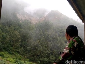 Ngeri! Permukiman Ini Berada di Dekat Kawah Aktif Gunung Sipandu Batang