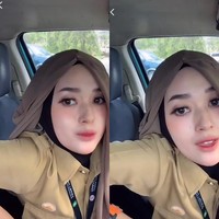 Selain gaya hijab model rambutnya, aksinya memakai nose up pun membuat penasaran netizen. Warganet ada yang bertanya soal nose up tersebut, ada juga yang penasaran dengan gaya hijabnya apakah juga diterapkannya sehari-hari saat bekerja. Gue takut pas narik nafas panjang malah kesedot, takut akun @Danypr01. Takutnya malah ak bisa keluar, sudahlah syukuri ciptaan Tuhan, tutur akun @FathiaJuandi. Btw kerudungnya beli dimana ka? Kenapa modelnya gitu semua, ucap @nrllt. Kak... mau tutorial pake jilbabnya doong, ujar pangguna TikTok @sefaniqaini. Foto: Dok. Tangkapan layar akun TikTok@eislucinta.