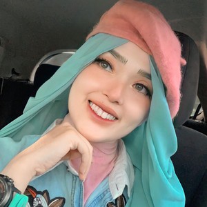 8 Potret Pegawai Negeri Cantik di Kalimantan Viral, Gaya Hijab Model Rambut