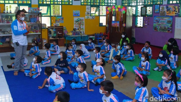 banyuwangi ayo mengajar