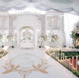 10 Foto Pernikahan Viral di Gang Sempit Bekasi Dekornya Bak Hotel Bintang Lima