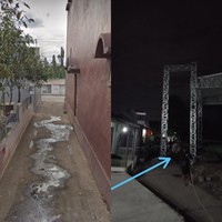 Nikah di gang sempit tapi rasa hotel bintang lima. Dekorasi super spekta, hiburan dengan konser, tulis akun @saptrajaya. Saptra mengunggah berbagai ucapan karangan bunga yang ada di seberang gang atau lokasi pernikahan. Ia merekam gang sempit yang disulap menjadi lorong menuju pelaminan. Sisi kanan dan kiri terdapat hiasan lampu dengan tenda bernuansa putih. Terlihat para bridesmaid dan tamu undangan sedang menikmati acara pernikahan. Foto: Dok. Tangkapan layar akun TikTok @saptrajaya.