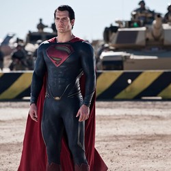 James Gunn Pernah Nolak Superman Gegara Henry Cavill