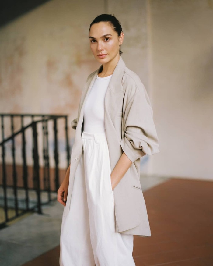 Gal Gadot Gal Gadot