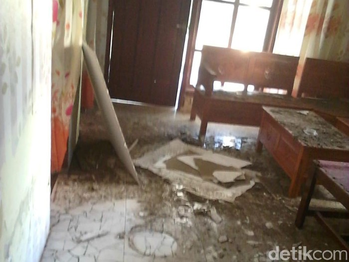gempa jember
