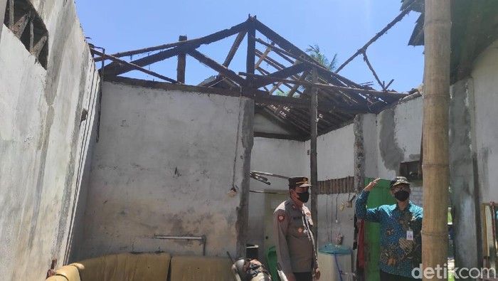 gempa jember