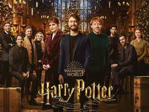 Setelah 20 Tahun, Ini Penampilan Perdana Pemain Harry Potter di Poster Reuni