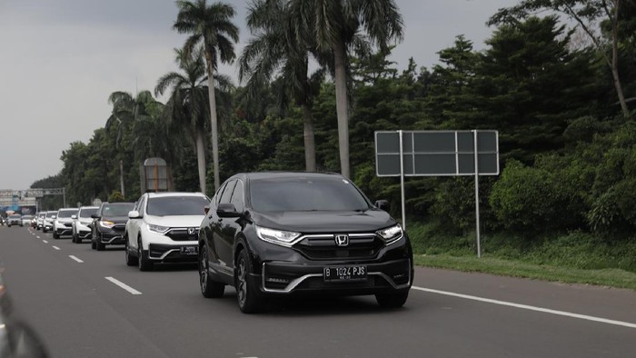 Kampanyekan keselamatan berkendara, Honda bikin marka jalan dan rambu lalu lintas di Bogor