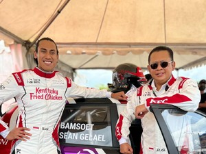 Bamsoet Puji Sean Gelael Raih Juara Nasional Reli Danau Toba 2021