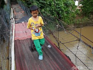 Bila Jembatan Indiana Jones Jaksel Dibongkar, Warga: Kita Lewat Mana Lagi?