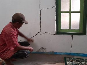 Tanah Gerak di Banjarnegara, 8 Rumah dan 1 Musala Rusak