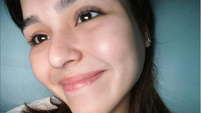 Alasan Psikologis Netizen Ikut Nangis Lihat Momen Kepergian Laura Anna