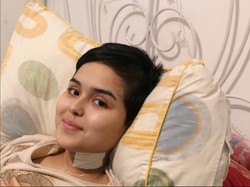 10 Foto Perjuangan Hidup Laura Anna Hingga Meninggal Dunia, Selalu Tersenyum