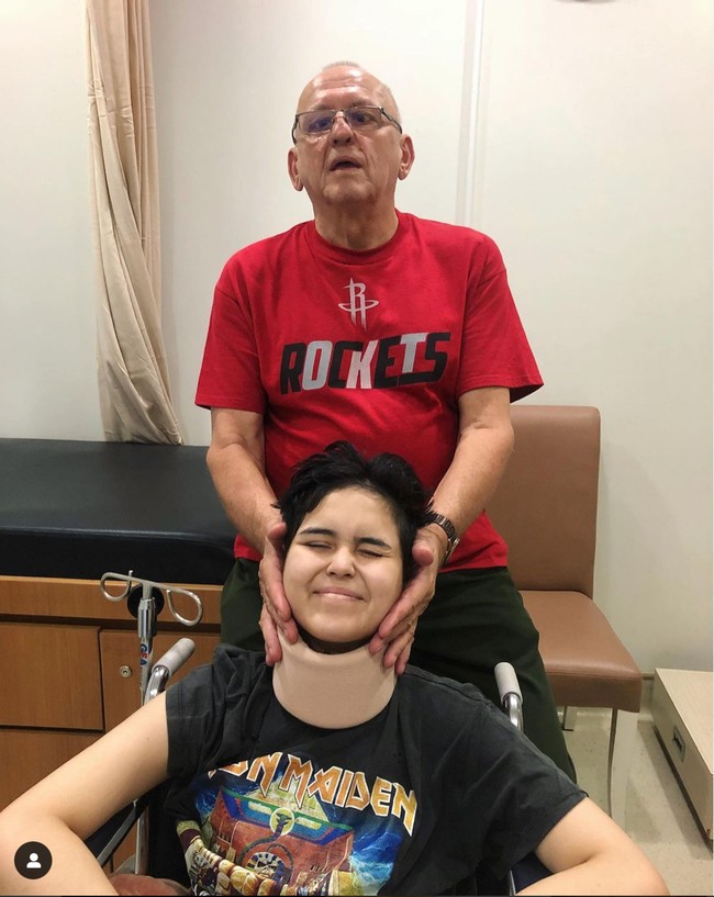 Saat ini Gaga Muhammad sendiri sudah ditahan dan terancam hukuman penjara maksimal 5 tahun. Gaga Muhammad didakwa melanggar pasal 310 ayat 3 undang-undang tentang lalu lintas dan angkutan jalan karena telah membuat Laura Anna lumpuh akibat kecelakaan. Foto: Instagram/@edlnlaura