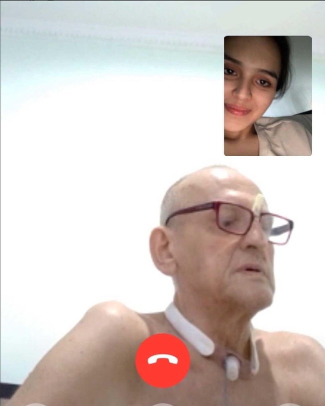 Di tengah-tengah perjuangan Laura untuk memperoleh keadilan, dirinya meninggal dunia. Sebelum meninggal, Laura sempat mengalami sesak napas sehingga dilarikan ke rumah sakit. Usai dibawa ke IGD itu kondisi Laura sudah membaik. Namun tak lama kemudian Laura kembali mengalami sesak napas. Ketika kembali dibawa ke rumah sakit, Laura Anna dinyatakan sudah meninggal dunia. Foto: Instagram/@edlnlaura