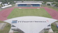 Dukungan terhadap pelaksanaan PON XX di Papua datang dari berbagai pihak. Salah satunya dari PT Freeport Indonesia yang memberi dukungan berupa pembangunan sport complex bertaraf internasional guna mendukung PON dan pertumbuhan atlet di Papua.  