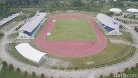 Presiden Direktur PT Freeport Indonesia, Tony Wenas mengungkap pihaknya membangun Mimika Sports Complex dengan menghabiskan anggaran mencapai lebih dari Rp 400 Miliar. Ia mengatakan Mimika Sports Complex merupakan stadion atletik yang terdiri dari stadion outdoor, track atletik, serta stadion indoor.  