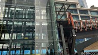 Selain itu, nantinya juga akan terdapat hub baru di area CBD Karet Sudirman antara pejalan kaki, pesepeda, serta pengguna transportasi publik.