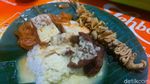 Gurih Mlekoh Nasi Ayam Bu Pini di Semarang Seharga Rp 10 Ribuan