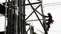 Perlu diketahui PT PLN (Persero) telah menyelesaikan tiga proyek infrastruktur listrik tegangan tinggi di Jakarta.