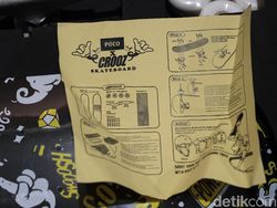 Membongkar Isi Kemasan Poco X3 GT Edisi Spesial Crooz