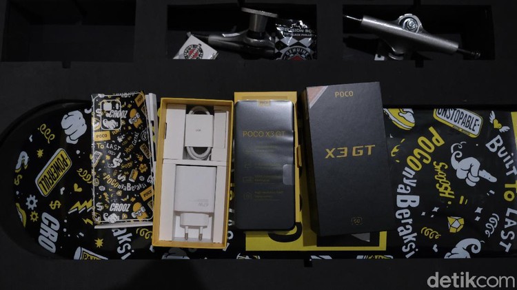 Poco X3 GT Crooz