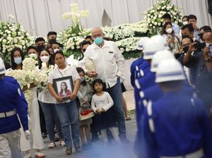 Tanggapan Keluarga Laura Anna soal Ayah Gaga Datang Melayat