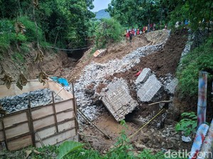 Soal Proyek Jembatan Ambruk, Dinas PU Ponorogo Minta Uang Rp 250 Juta Dikembalikan
